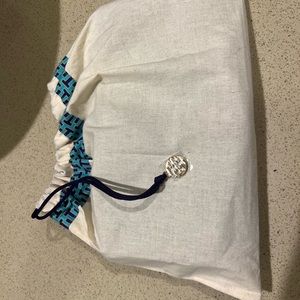 Tory Burch Handbag. Black. Never used.